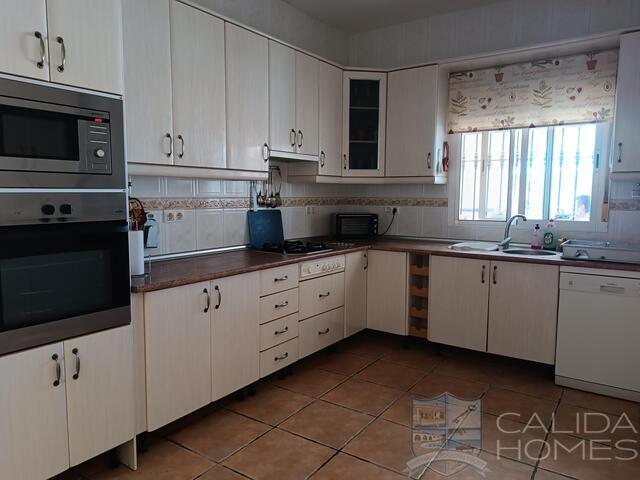 Villa Sedona : Resale Villa for Sale in Arboleas, Almería