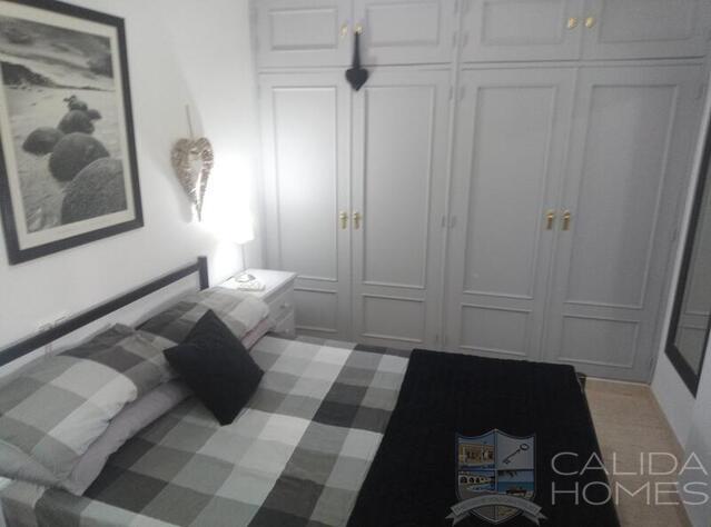 Villa Sedum: Resale Villa for Sale in Arboleas, Almería