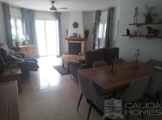Villa Sedum: Resale Villa for Sale in Arboleas, Almería
