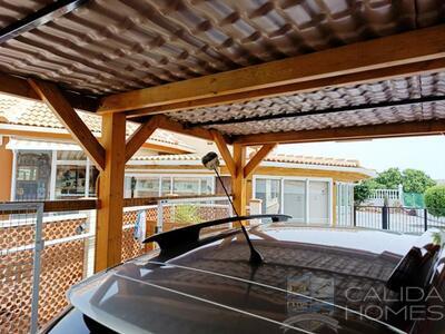 Villa Serenata: Resale Villa in Arboleas, Almería