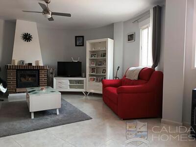 Villa Serenata: Resale Villa in Arboleas, Almería