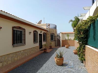 Villa Serenata: Resale Villa in Arboleas, Almería