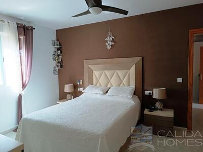 Villa Serenata: Resale Villa in Arboleas, Almería