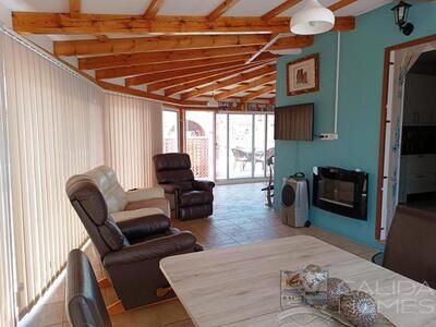 Villa Serenata: Resale Villa in Arboleas, Almería