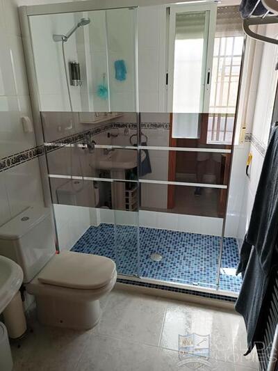Villa Serenata: Resale Villa in Arboleas, Almería