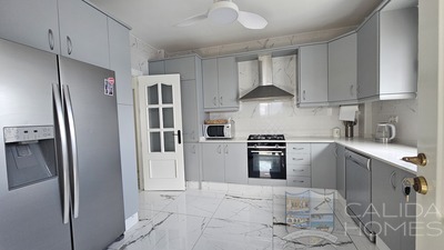 Villa Serene Arboleas: Resale Villa in Arboleas, Almería