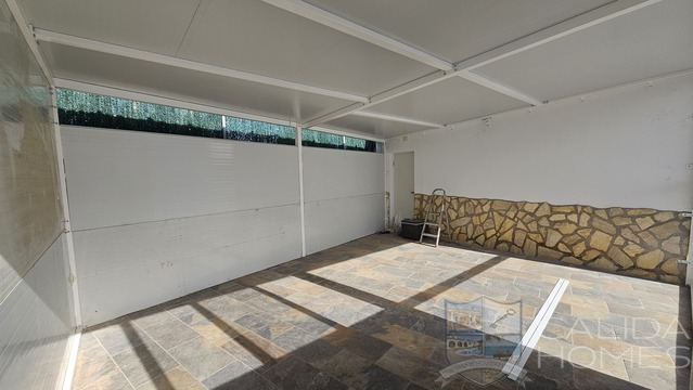 Villa Serene Arboleas: Resale Villa for Sale in Arboleas, Almería