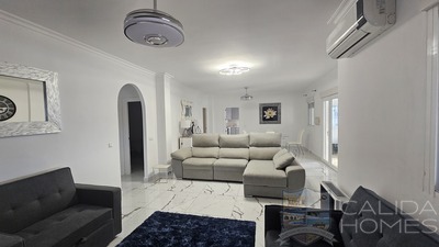 Villa Serene Arboleas: Resale Villa in Arboleas, Almería
