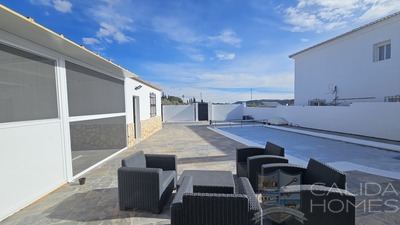 Villa Serene Arboleas: Resale Villa in Arboleas, Almería