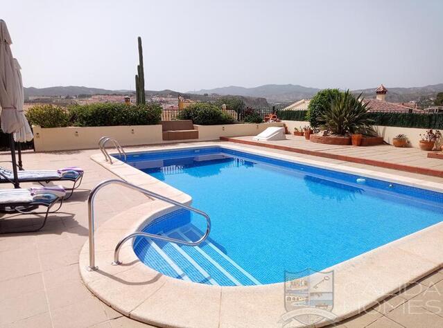 Villa Serenity : Resale Villa for Sale in Arboleas, Almería