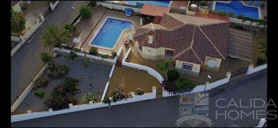 Villa Serenity : Resale Villa in Arboleas, Almería