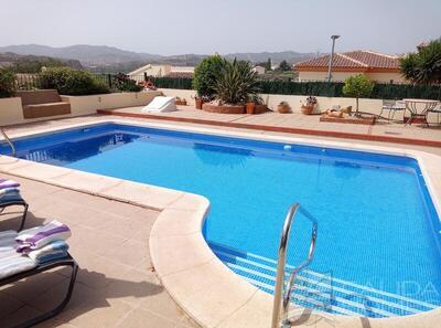 Villa Serenity : Resale Villa in Arboleas, Almería