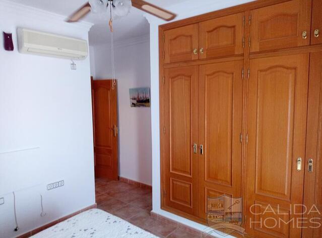 Villa Serenity : Resale Villa for Sale in Arboleas, Almería