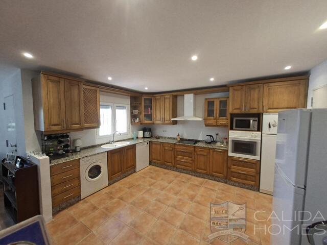 Villa Solare : Resale Villa for Sale in Huercal-Overa, Almería