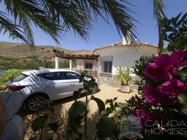 Villa Solare : Resale Villa for Sale in Huercal-Overa, Almería