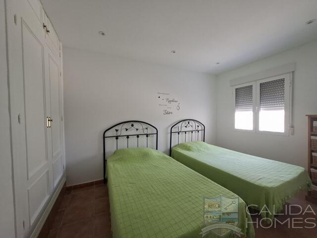 Villa Solare : Resale Villa for Sale in Huercal-Overa, Almería