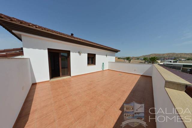 Villa Splendido: Resale Villa for Sale in Arboleas, Almería