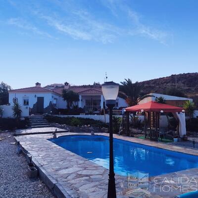 Villa Starlight: Herverkoop Villa in Partaloa, Almería