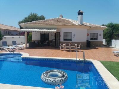 Villa Sunflower 2: Resale Villa in Arboleas, Almería
