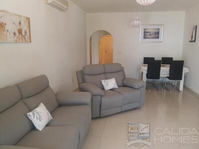 Villa Sunflower 2: Resale Villa in Arboleas, Almería