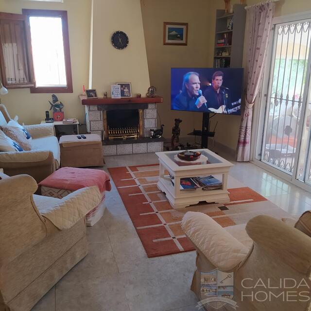 Villa Sunshine : Resale Villa for Sale in Arboleas, Almería