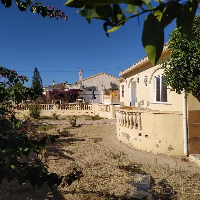 Villa Sunshine : Resale Villa for Sale in Arboleas, Almería
