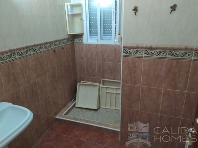 Villa Surprise : Resale Villa for Sale in Albox, Almería
