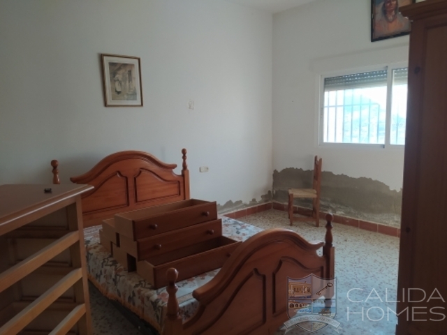 Villa Surprise : Resale Villa for Sale in Albox, Almería