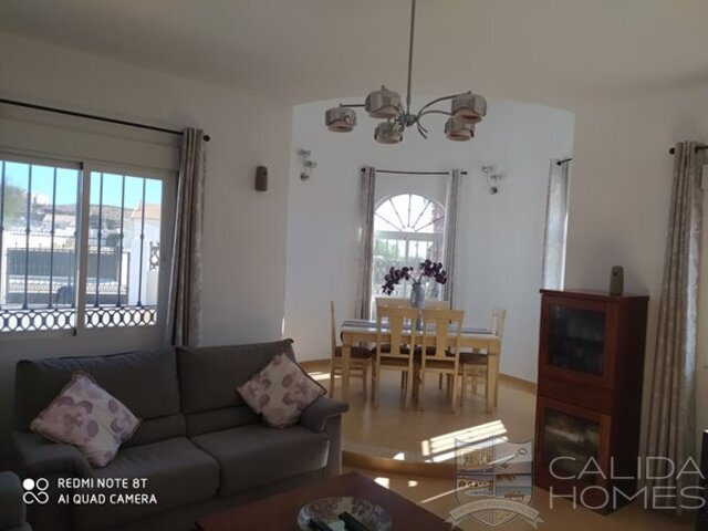 Villa Te Gusta : Resale Villa for Sale in Partaloa, Almería