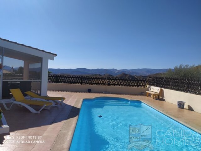 Villa Te Gusta : Resale Villa for Sale in Partaloa, Almería