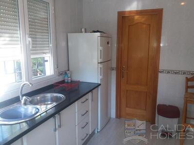 Villa Tranquility : Resale Villa in Arboleas, Almería