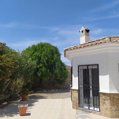 Villa Tranquility : Resale Villa in Arboleas, Almería