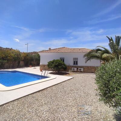 Villa Tranquility : Resale Villa in Arboleas, Almería