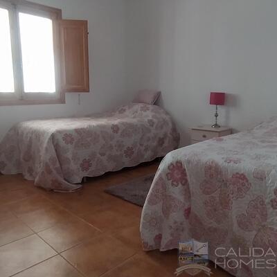 Villa Tranquilo: Resale Villa in Oria, Almería