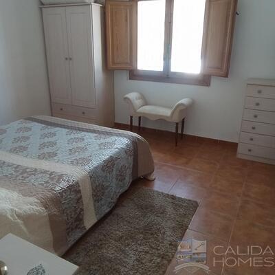 Villa Tranquilo: Resale Villa in Oria, Almería