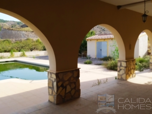Villa Trufa : Resale Villa for Sale in Arboleas, Almería
