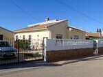 Villa Uno: Resale Villa for Sale in Arboleas, Almería