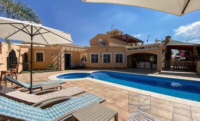 Villa Vera STV: Resale Villa in Vera, Almería