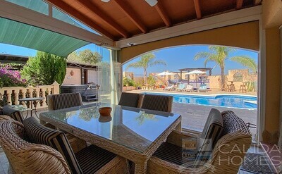 Villa Vera STV: Resale Villa in Vera, Almería