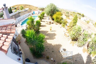 Villa Vicci: Resale Villa in Partaloa, Almería