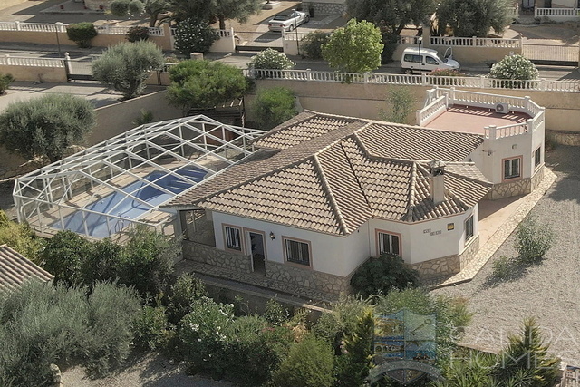 Villa Viola: Herverkoop Villa te Koop in Arboleas, Almería