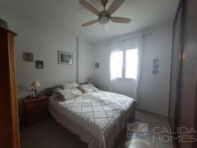 Villa Viola: Resale Villa for Sale in Arboleas, Almería