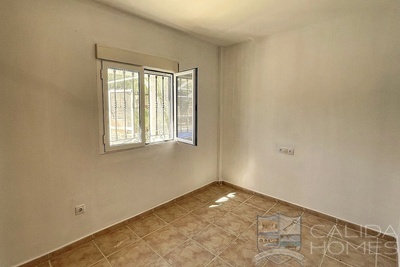 Villa Viola: Resale Villa in Arboleas, Almería
