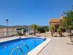 Villa Vista Buena: Resale Villa in Arboleas, Almería