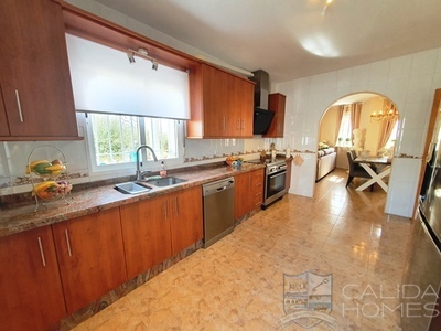 Villa Willow: Herverkoop Villa in Partaloa, Almería