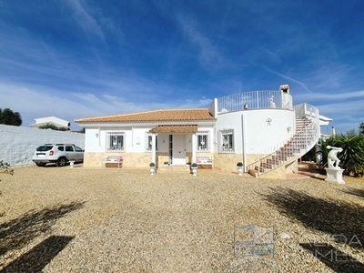Villa Willow: Herverkoop Villa in Partaloa, Almería