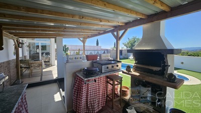 Villa Zinnia: Resale Villa in Partaloa, Almería