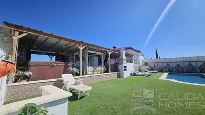 Villa Zinnia: Resale Villa in Partaloa, Almería