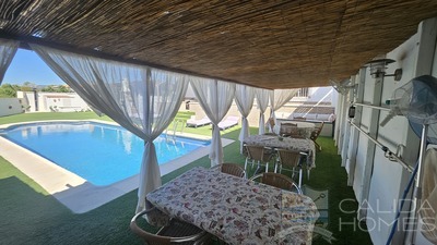 Villa Zinnia: Resale Villa in Partaloa, Almería