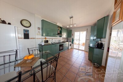 Villas Nueva: Resale Villa in Cucador, Almería